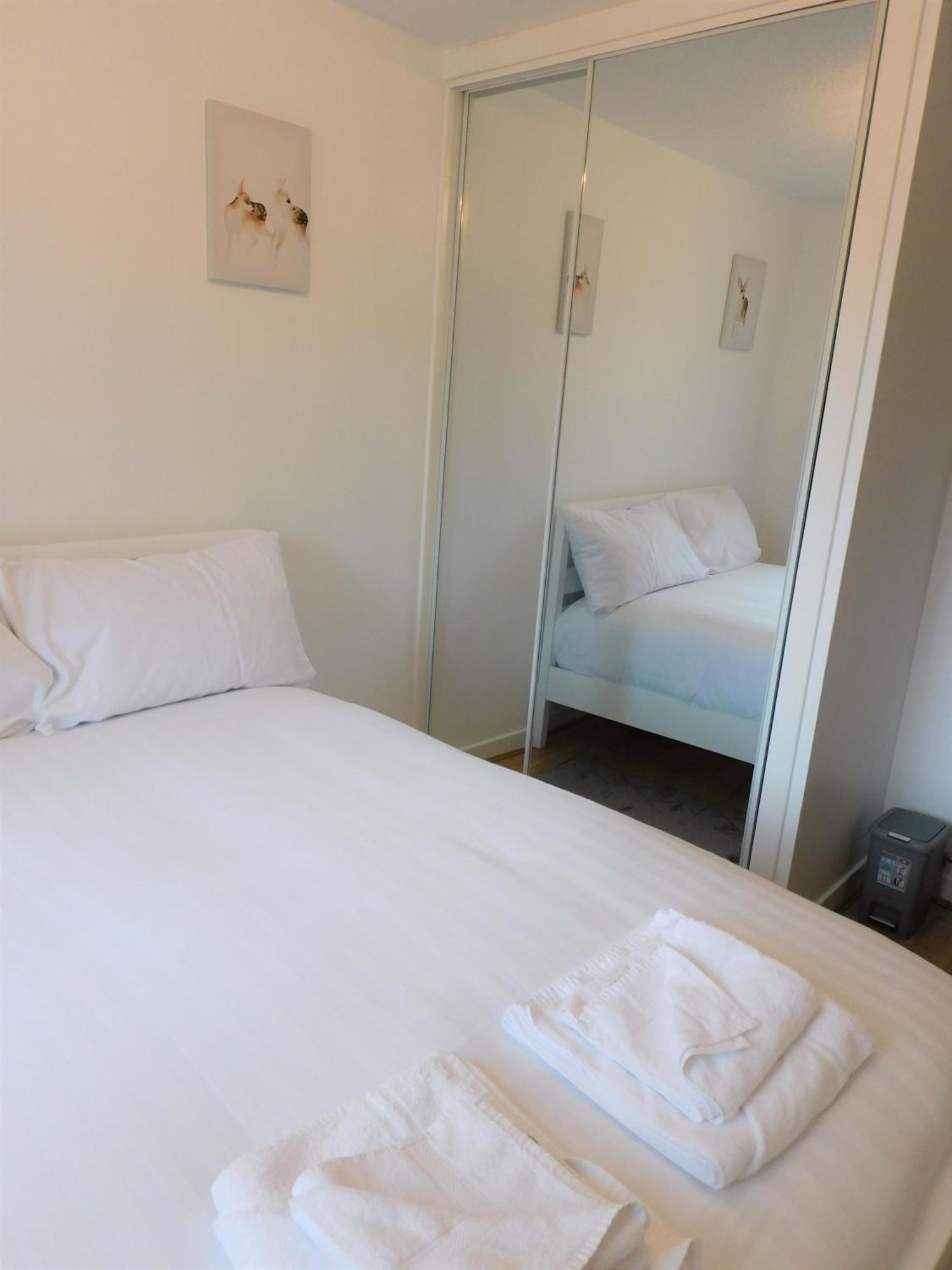 2 Bed Apt On Quiet Cul-De-Sac, Fab Location Paisley Exterior photo
